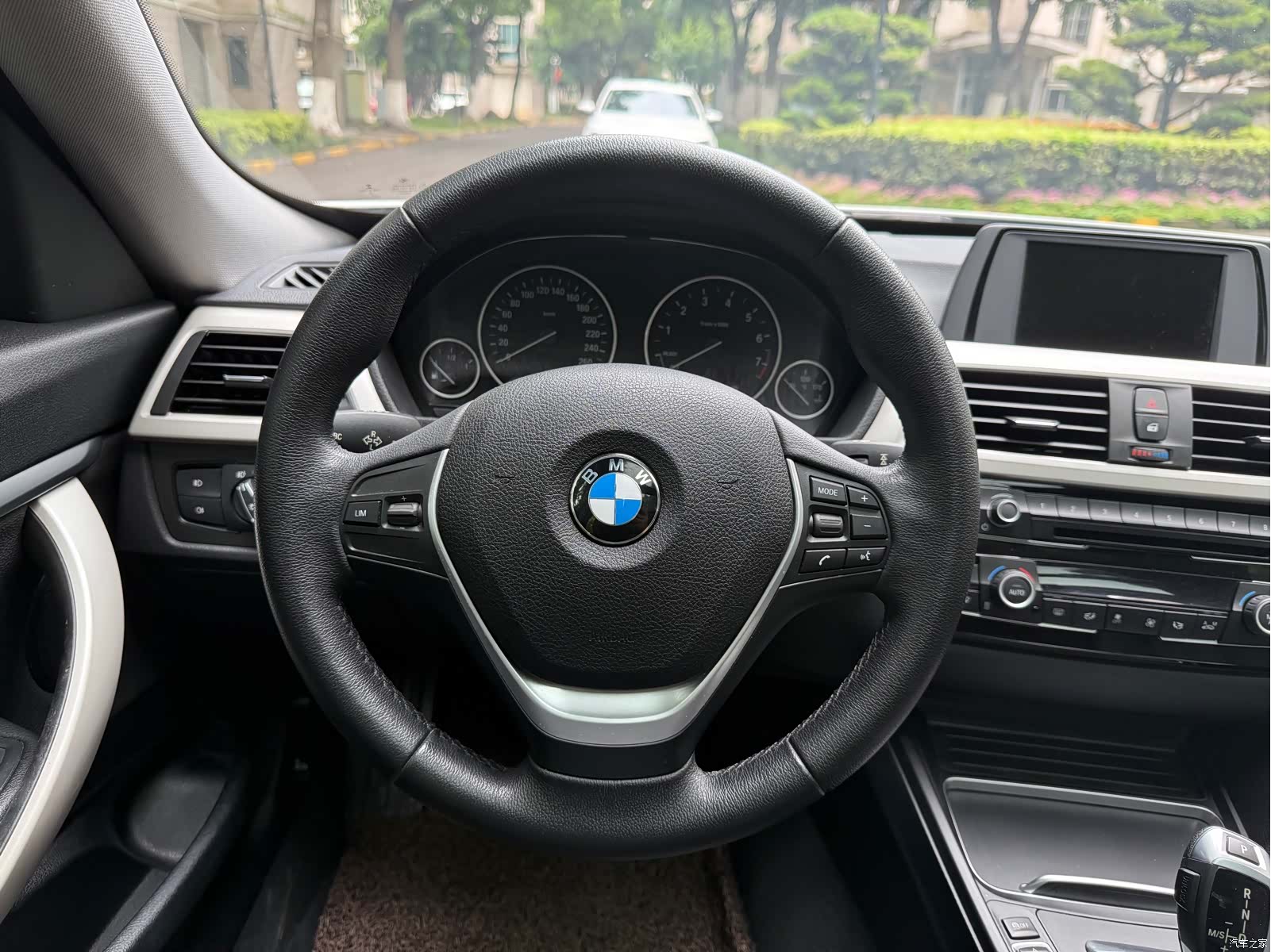 BMW 3 Series, 2017 22