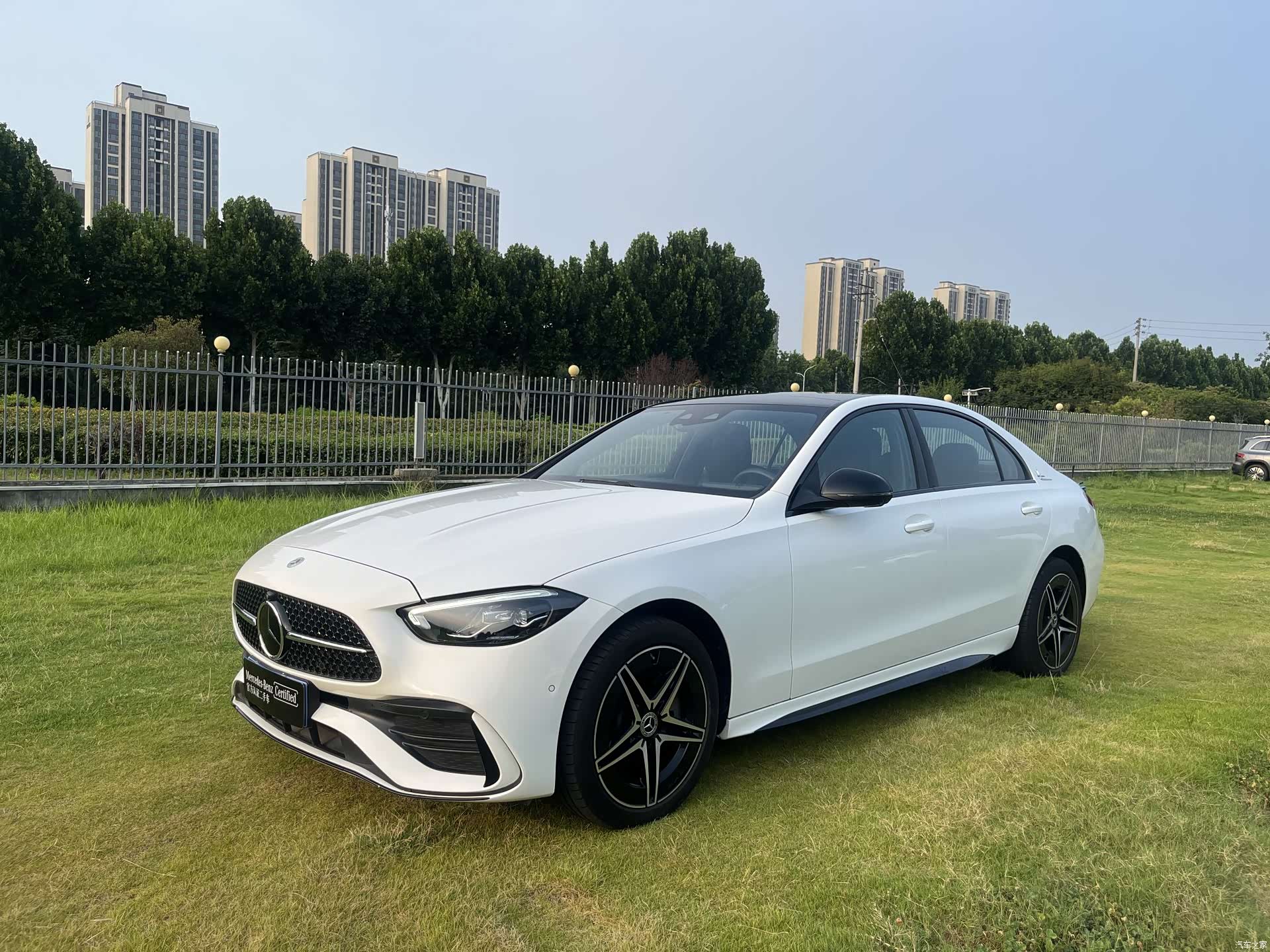 Mercedes-Benz C-Class, 2024 1