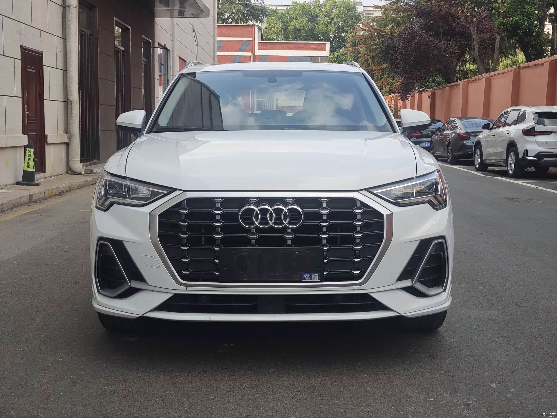 Audi Q3, 2022 2