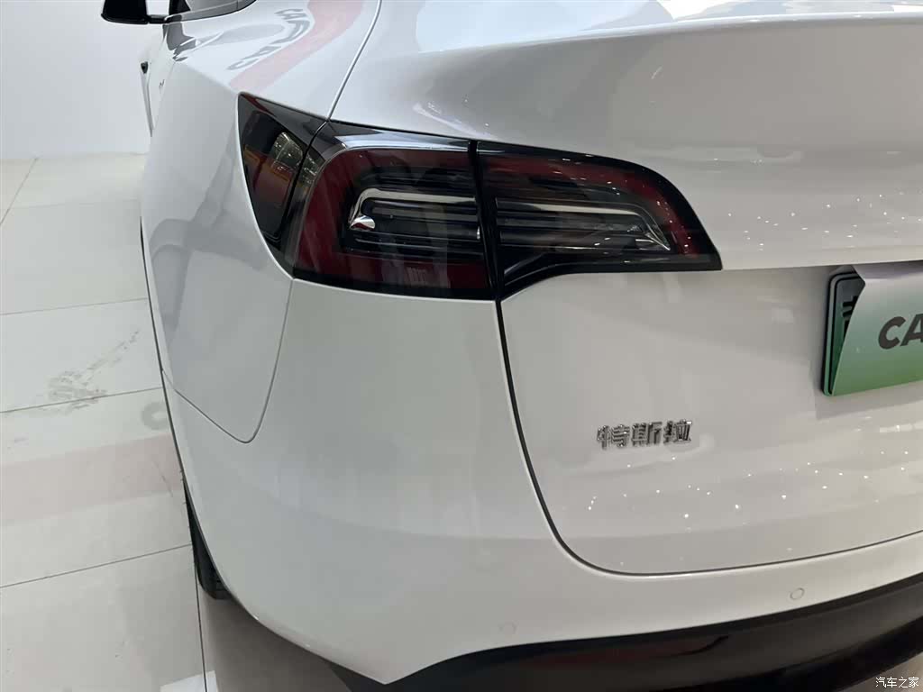 Tesla Model Y, 2021 7
