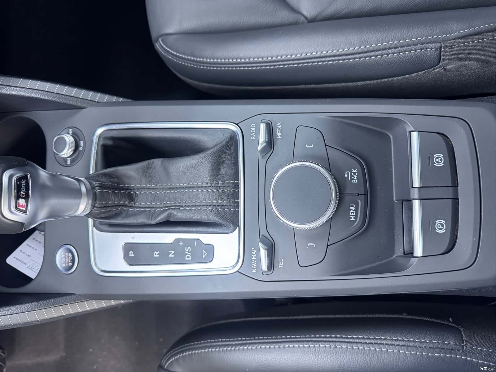 Audi Q2L, 2023 22