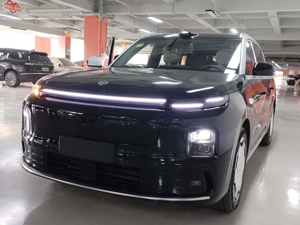 Leapmotor D19