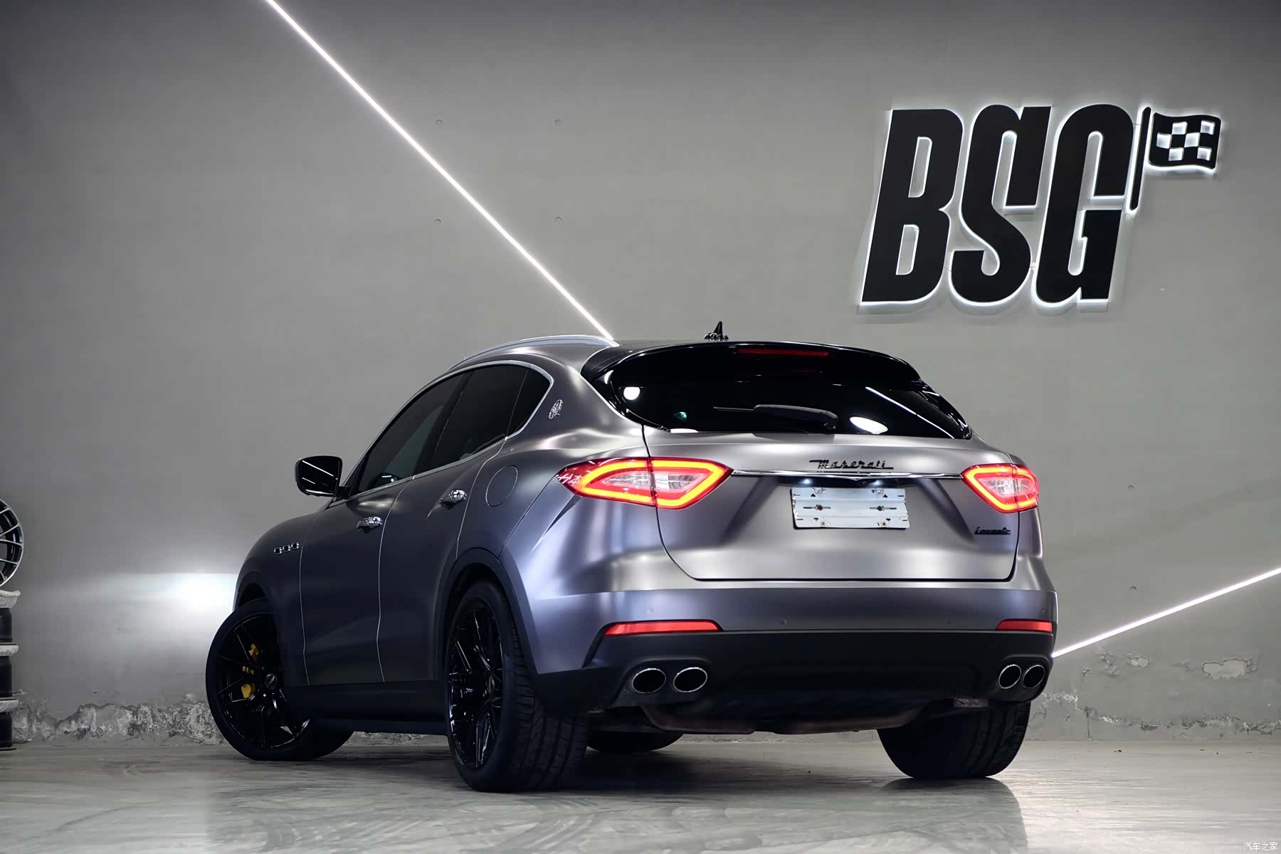 Maserati Levante, 2016 4