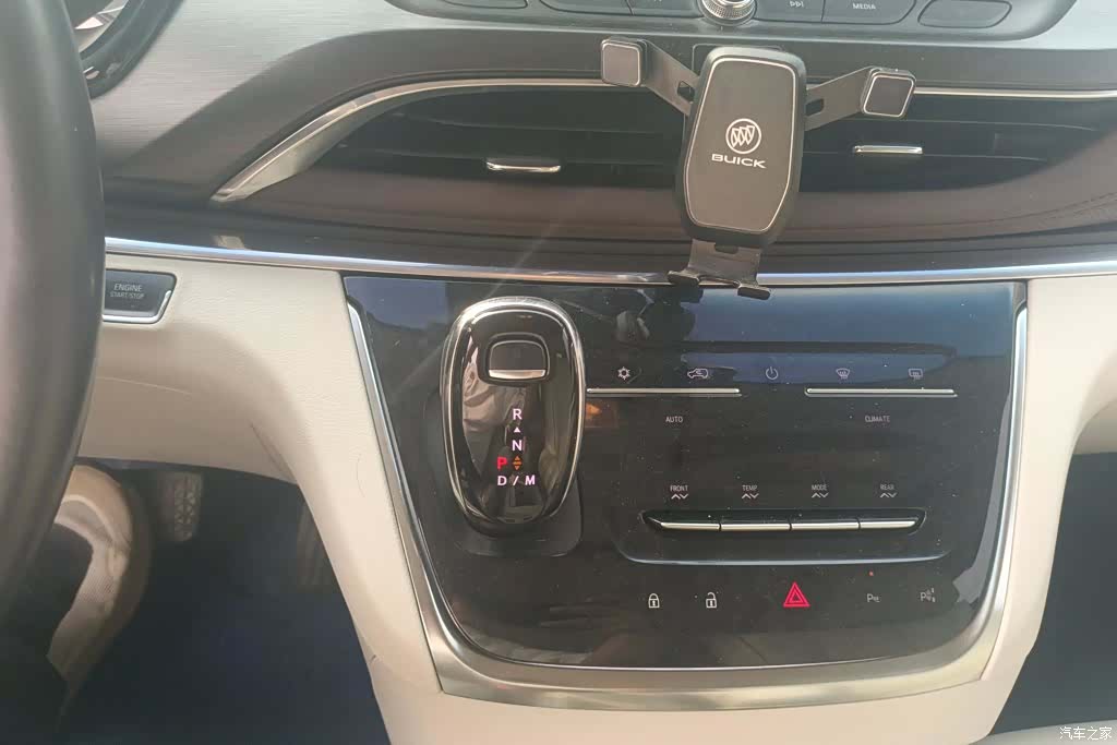 Buick GL8, 2021 16