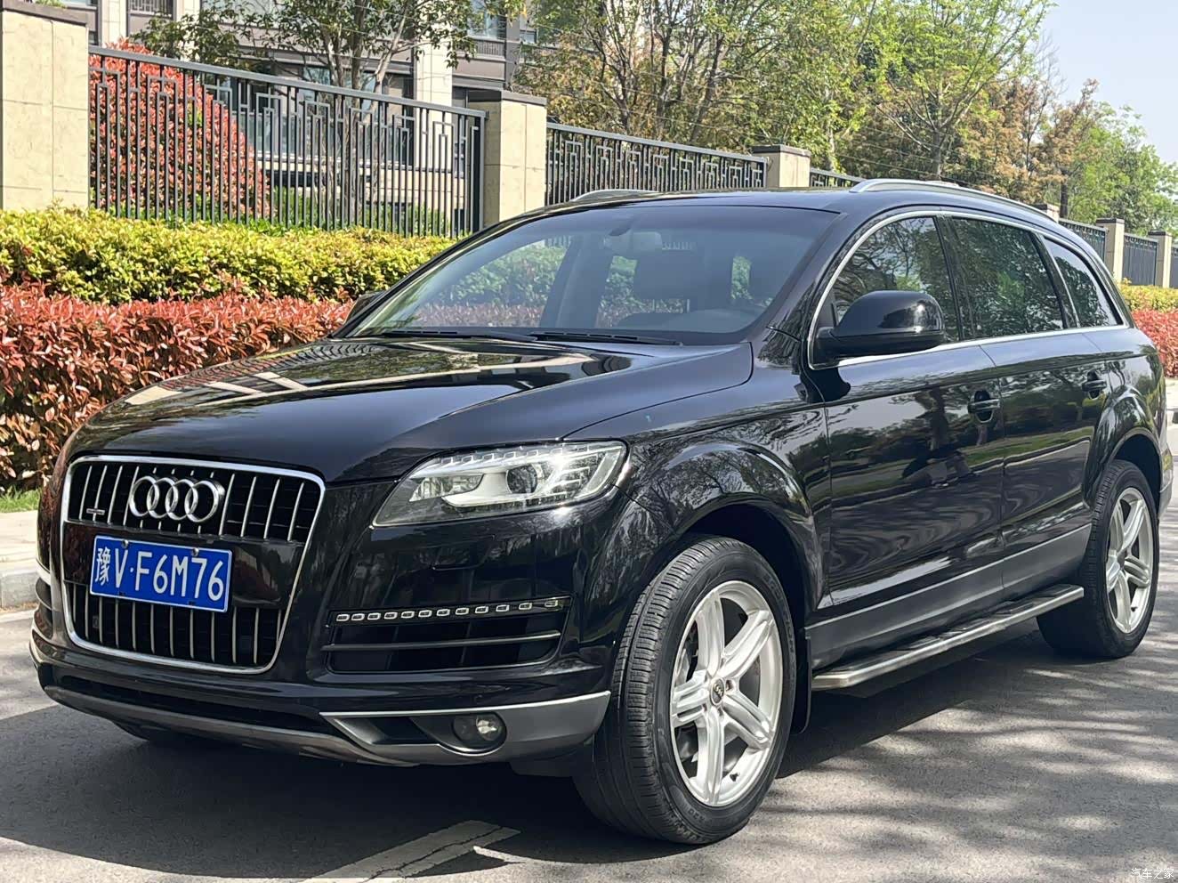 Audi Q7, 2014 1