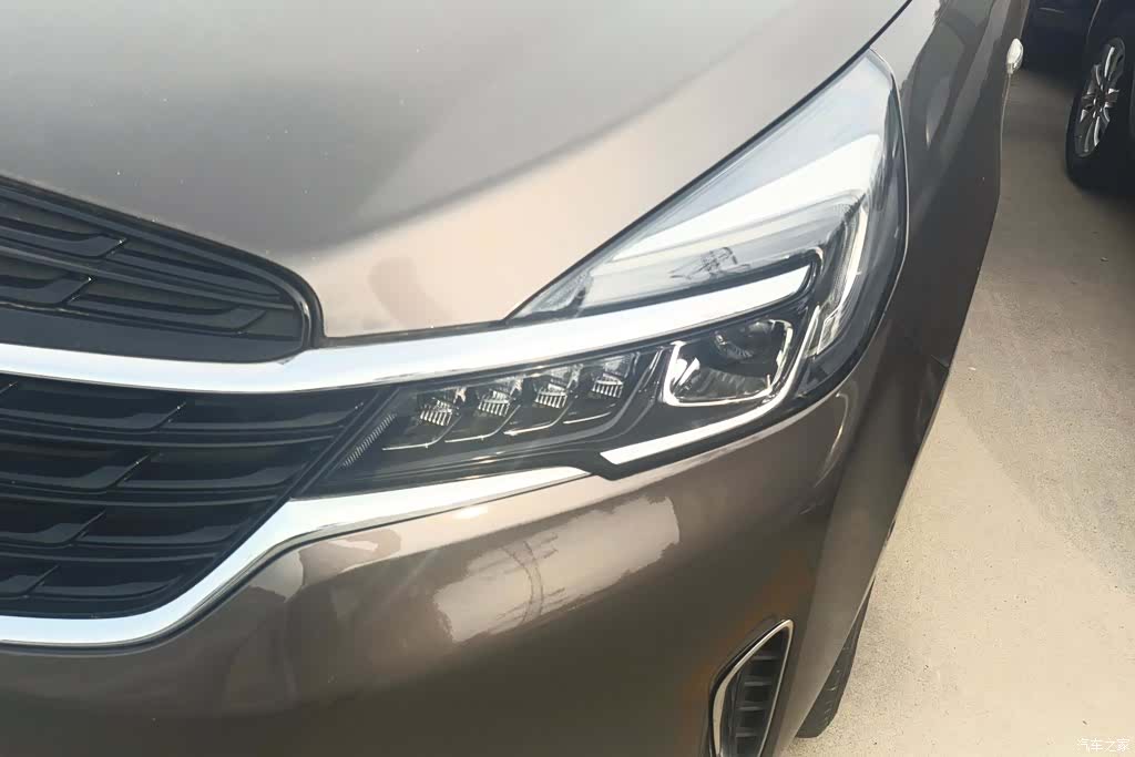 Buick GL8, 2021 все фото
