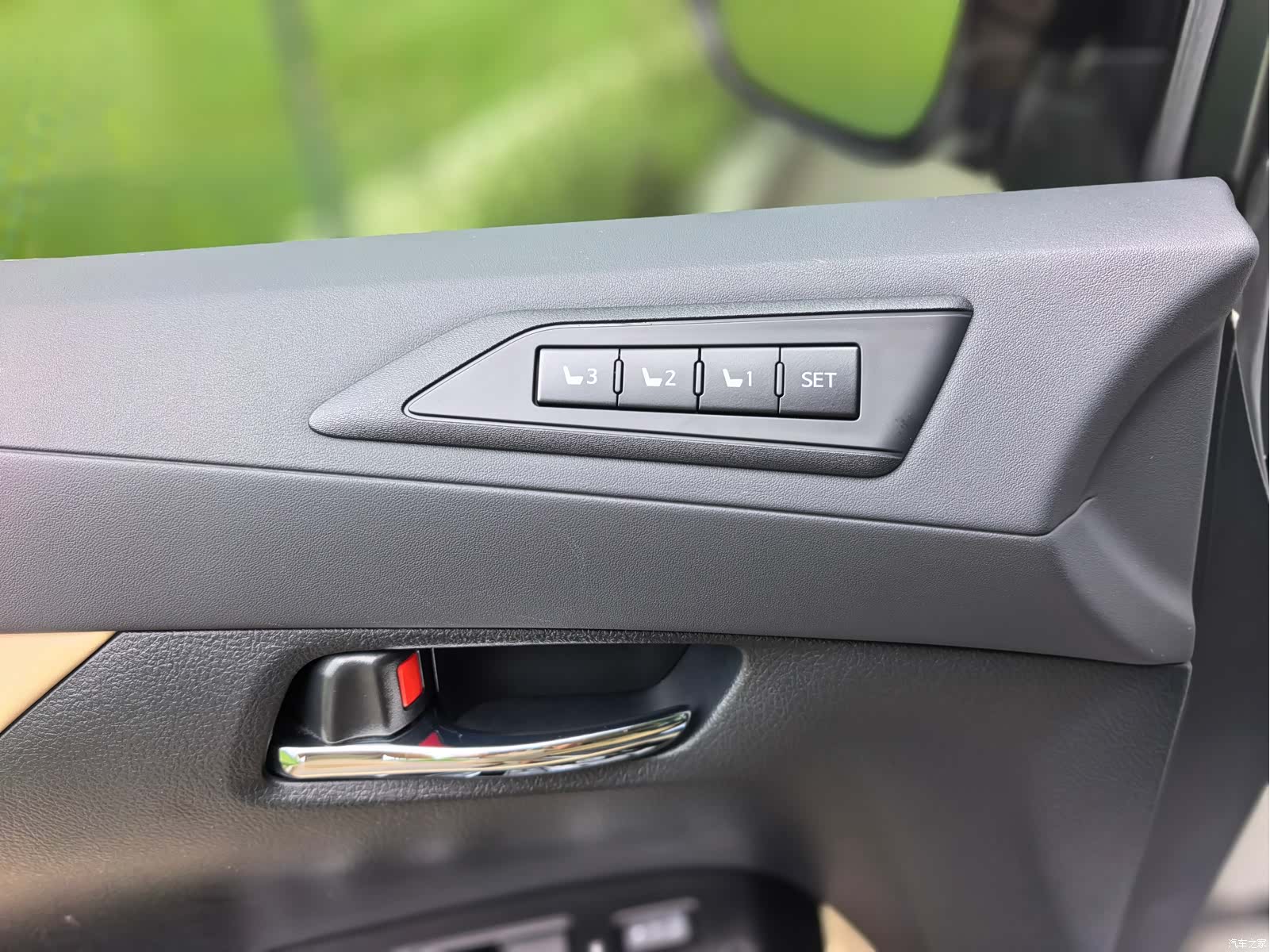 Toyota Vellfire, 2021 33