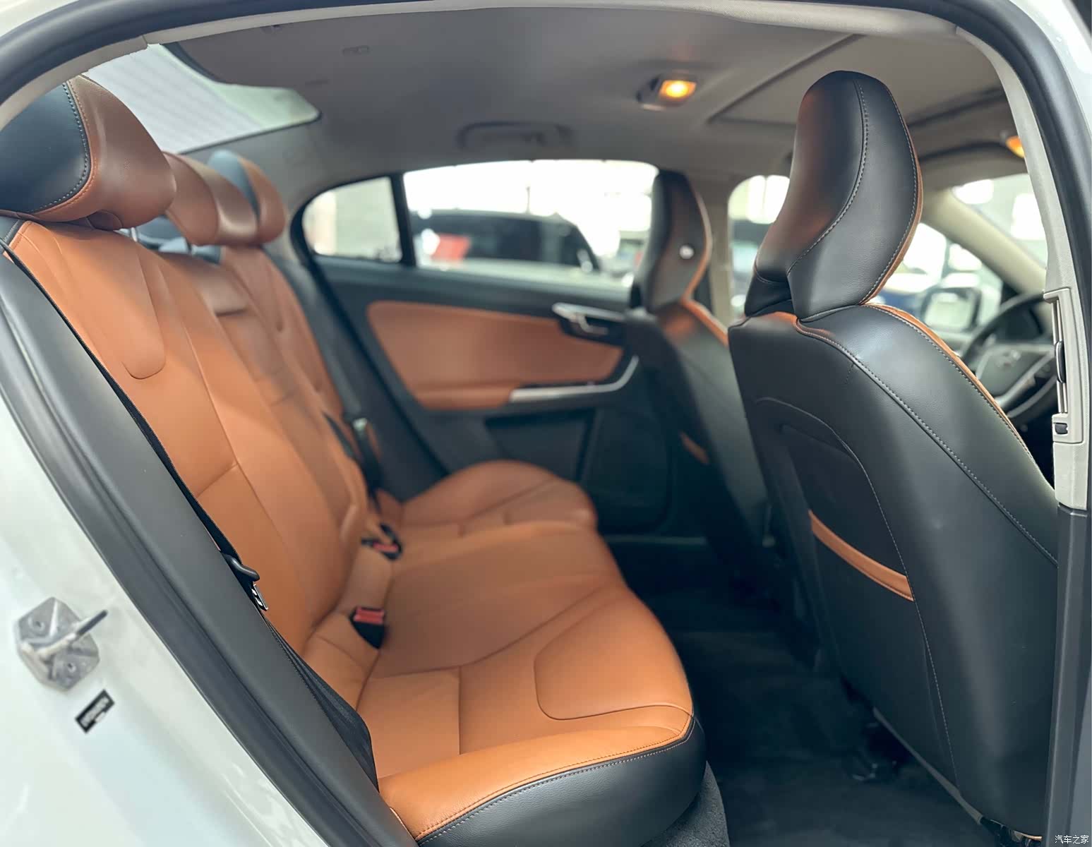 Volvo S60, 2018 8