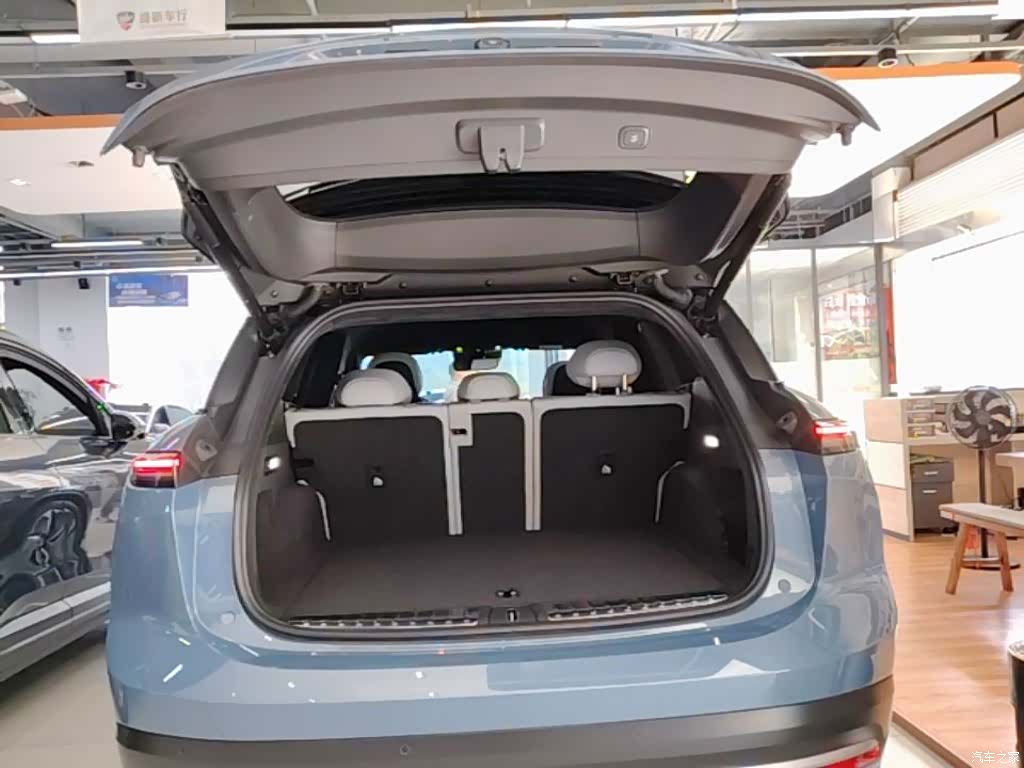 NIO ES6, 2024 19