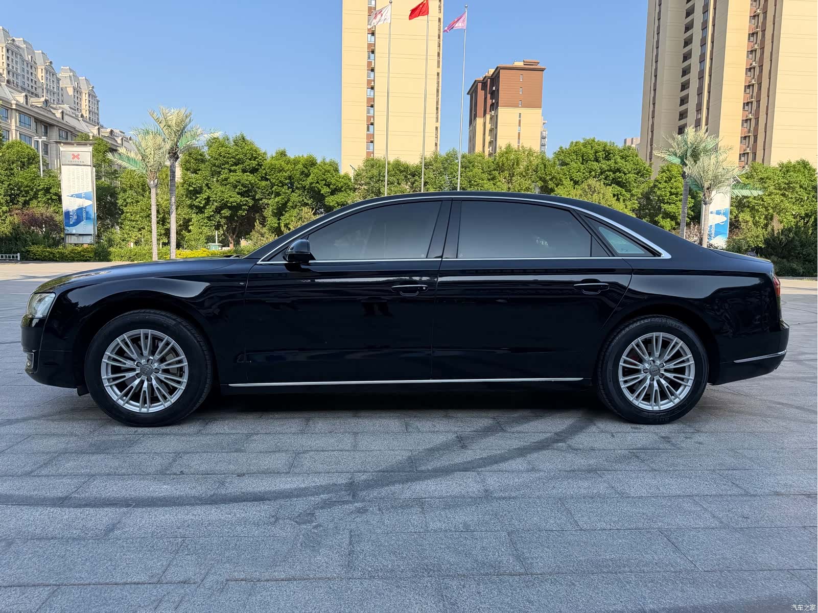 Audi A8L, 2015 3