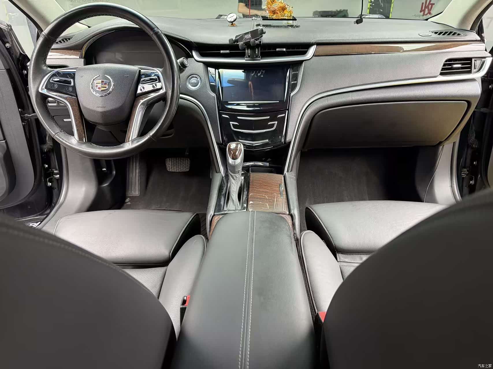 Cadillac XTS, 2013 7