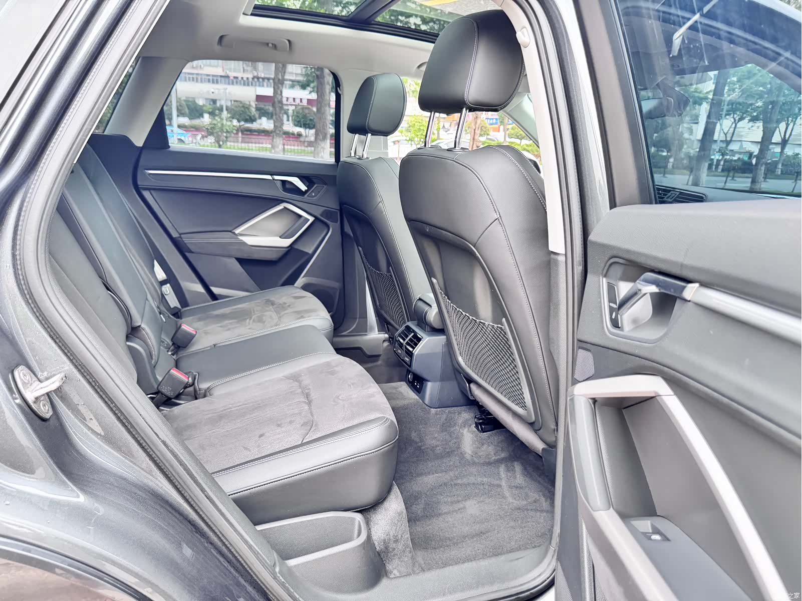 Audi Q3, 2022 12