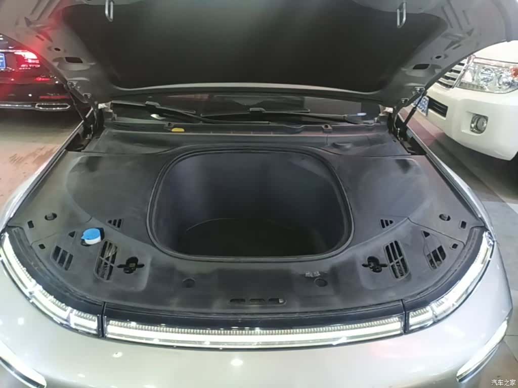 Xpeng P7, 2021 20