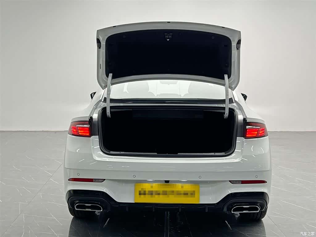 Geely Preface, 2026 9
