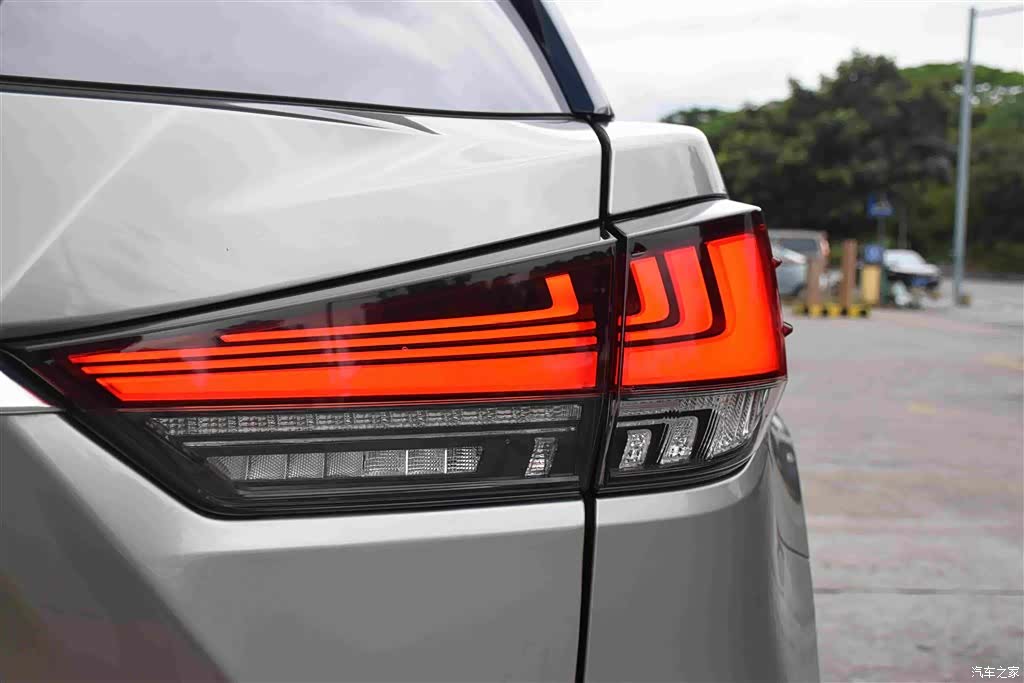 Lexus RX, 2022 18