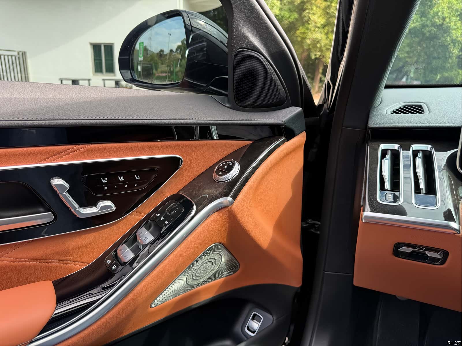 Maybach S-Class, 2023 все фото