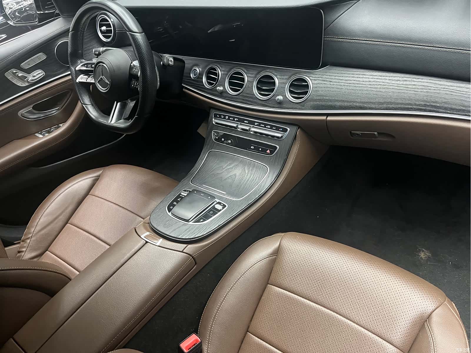 Mercedes-Benz E-Class, 2021 11