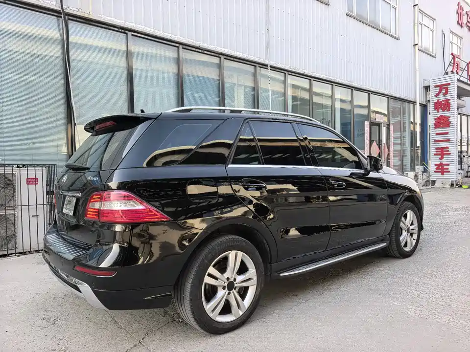 Mercedes-Benz M class