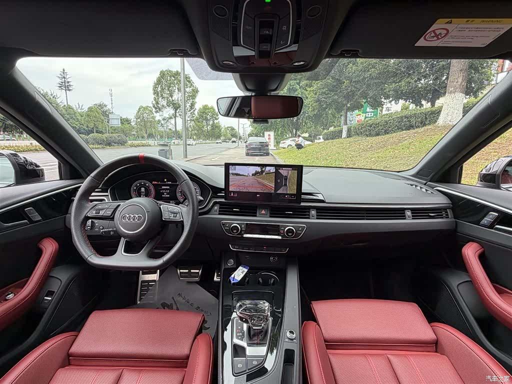 Audi A4L, 2025 11