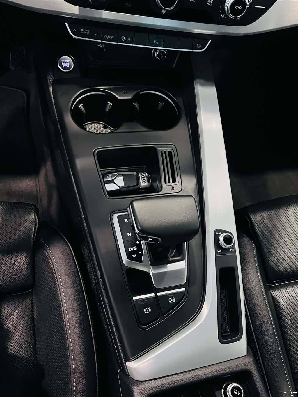 Audi A4L, 2023 11