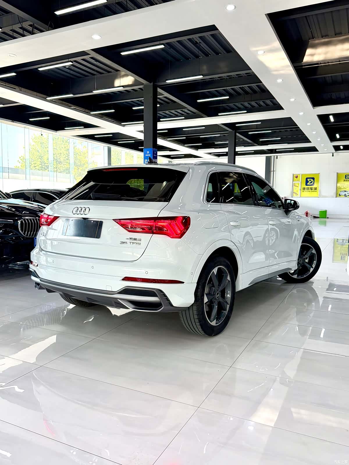 Audi Q3, 2023 9