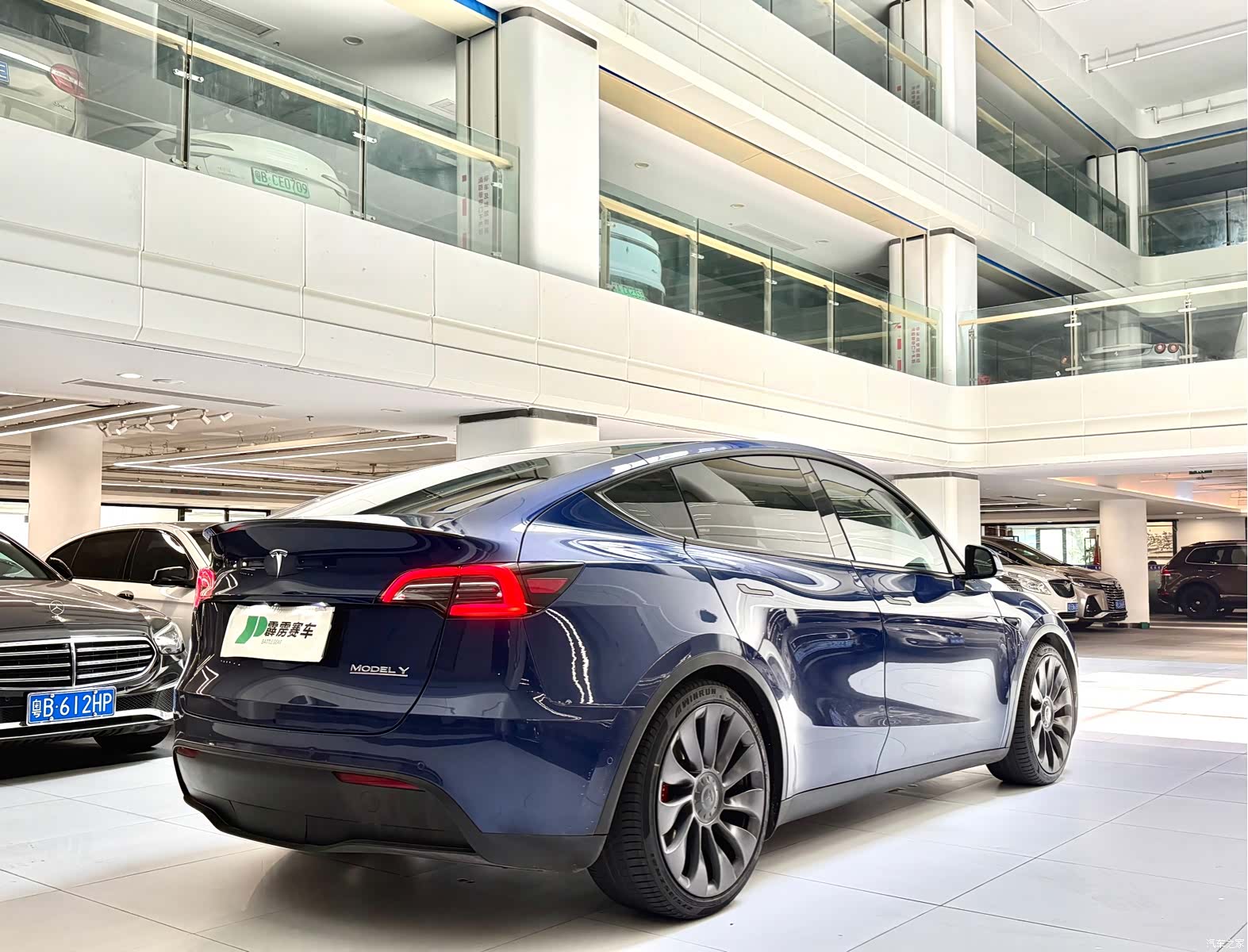 Tesla Model Y, 2021 12