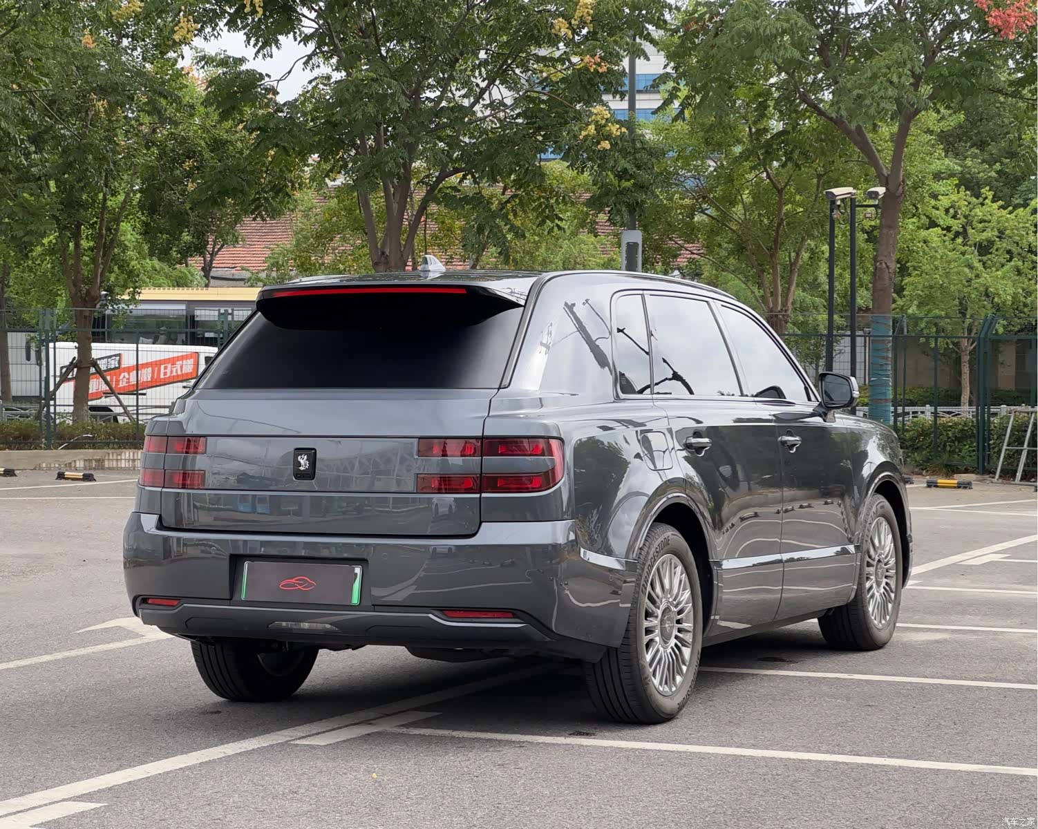 Toyota Century, 2024 4