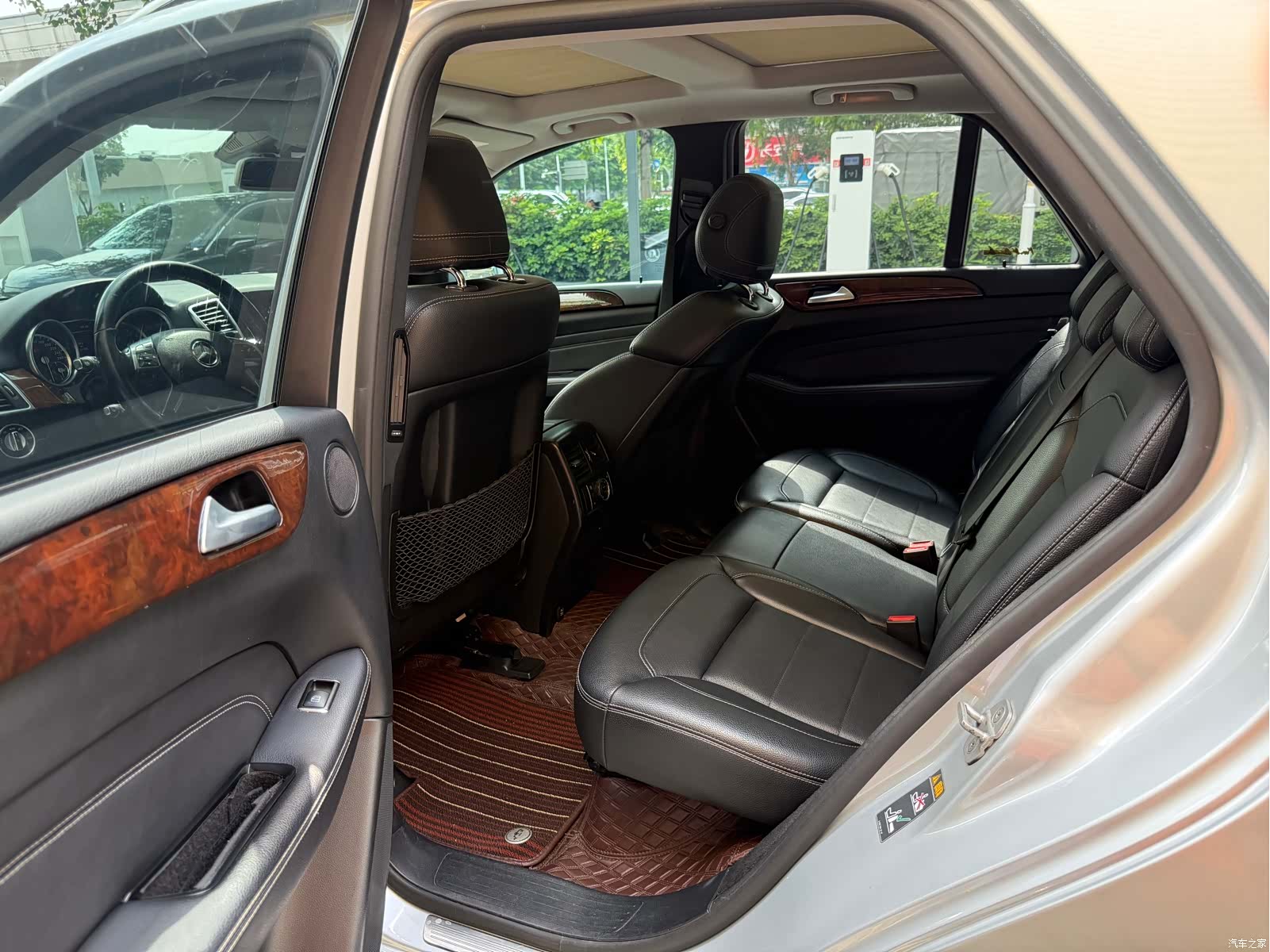 Mercedes-Benz M-Class, 2013 8