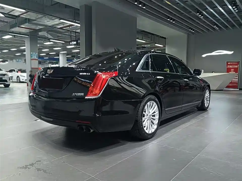Cadillac CT6