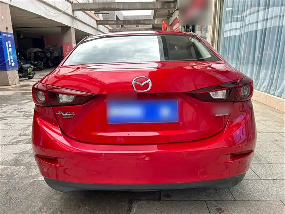 Mazda 3 Angkesaila