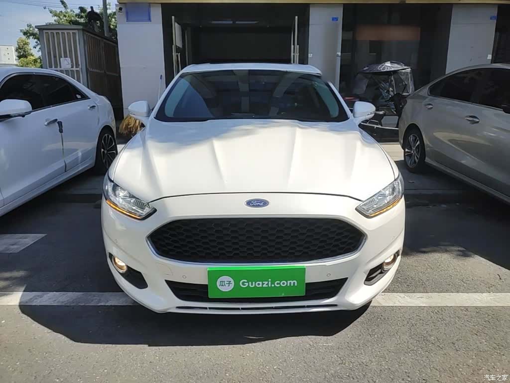 Ford Mondeo, 2015 3