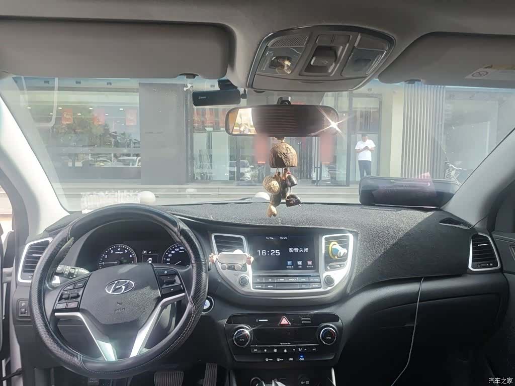 Hyundai Tucson, 2016 6
