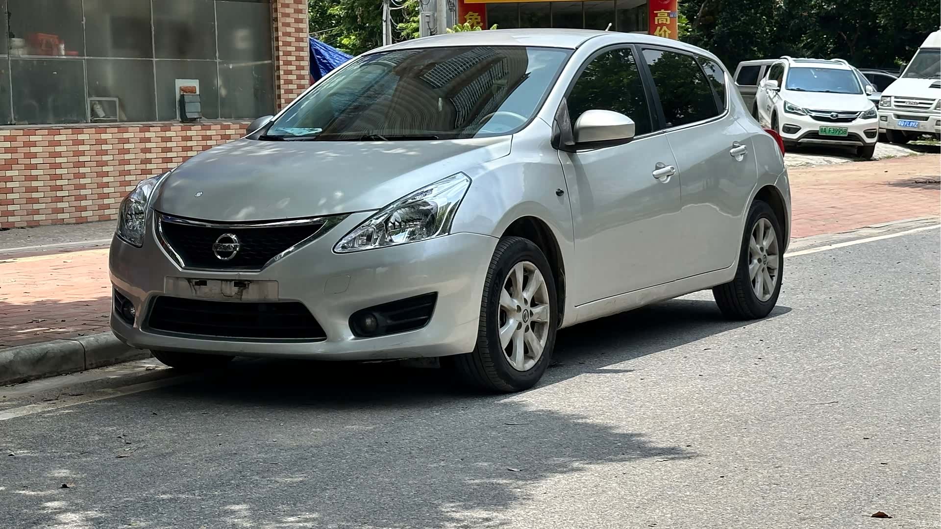 Nissan Tiida, 2012 1