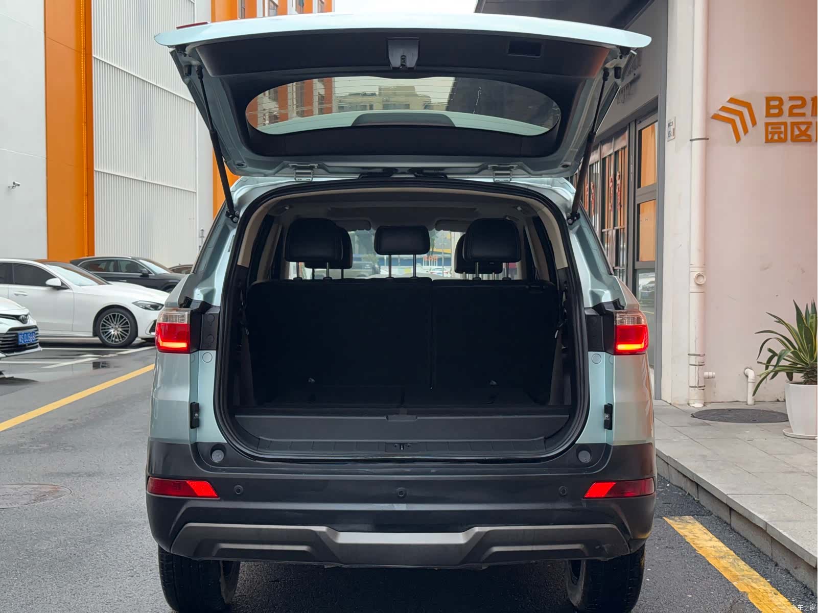 DongFeng S560, 2019 8