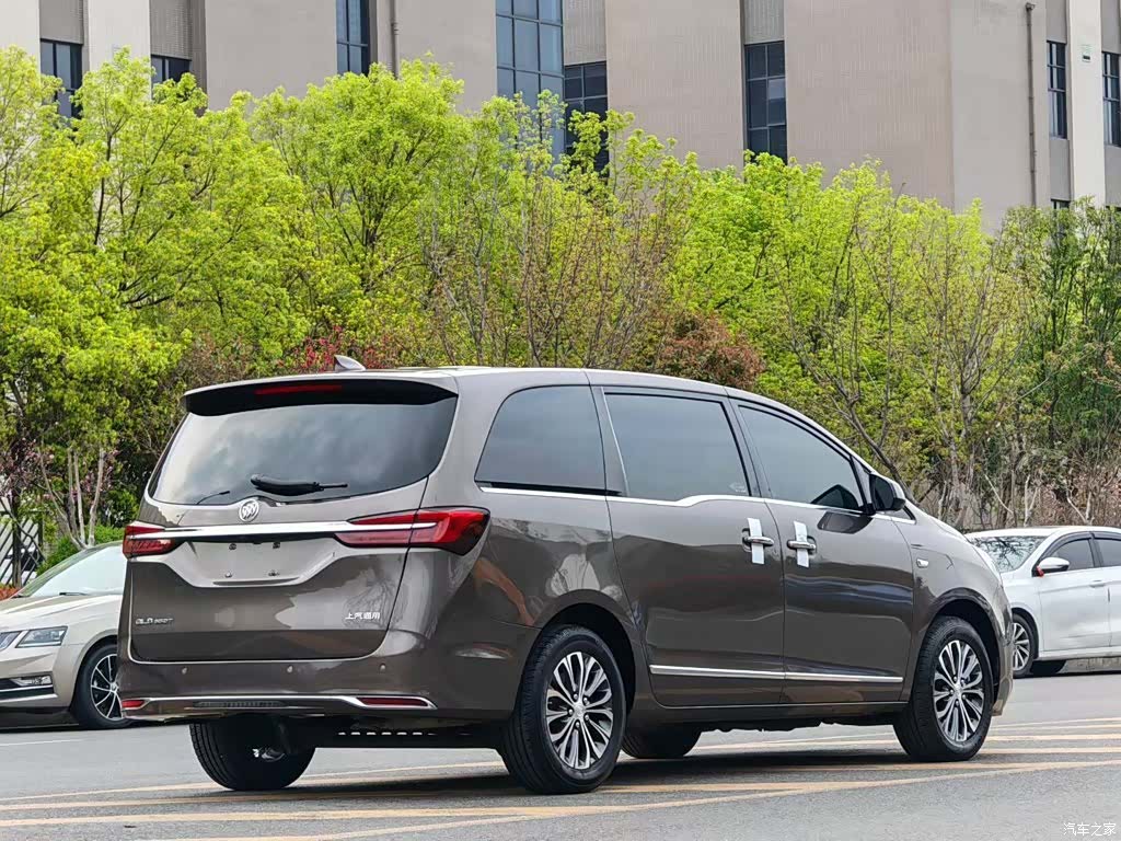 Buick GL8, 2022 12