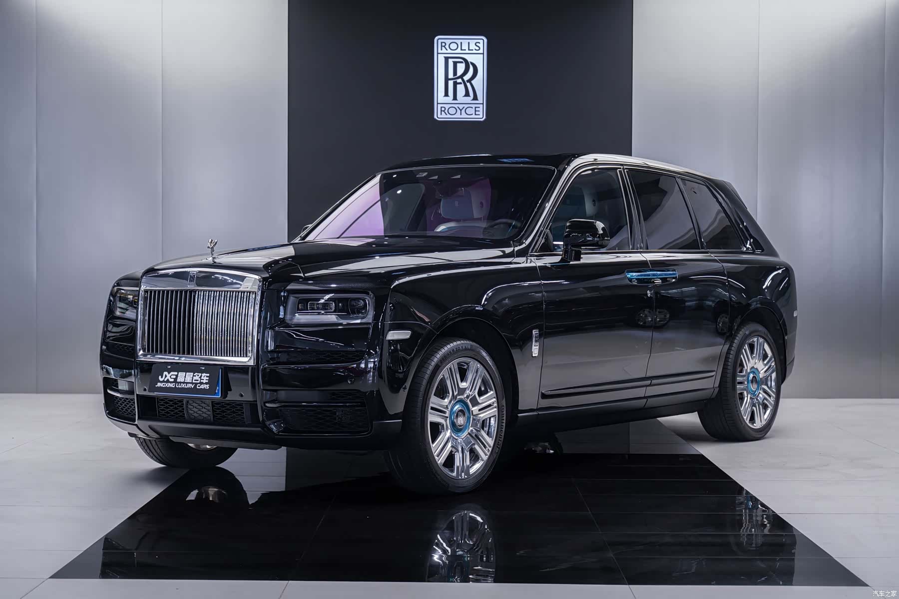 Rolls-Royce Cullinan, 2022 1