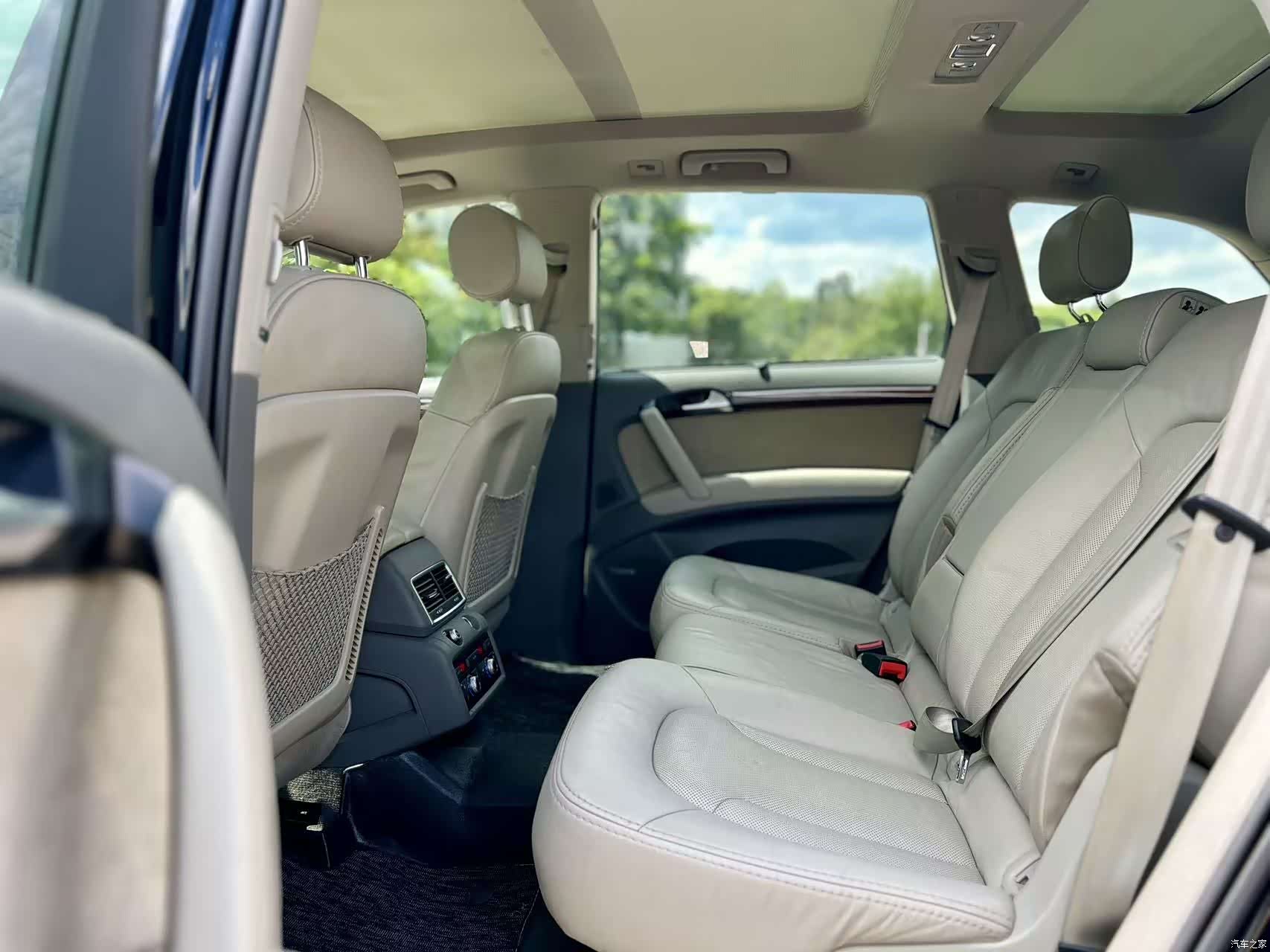 Audi Q7, 2010 все фото