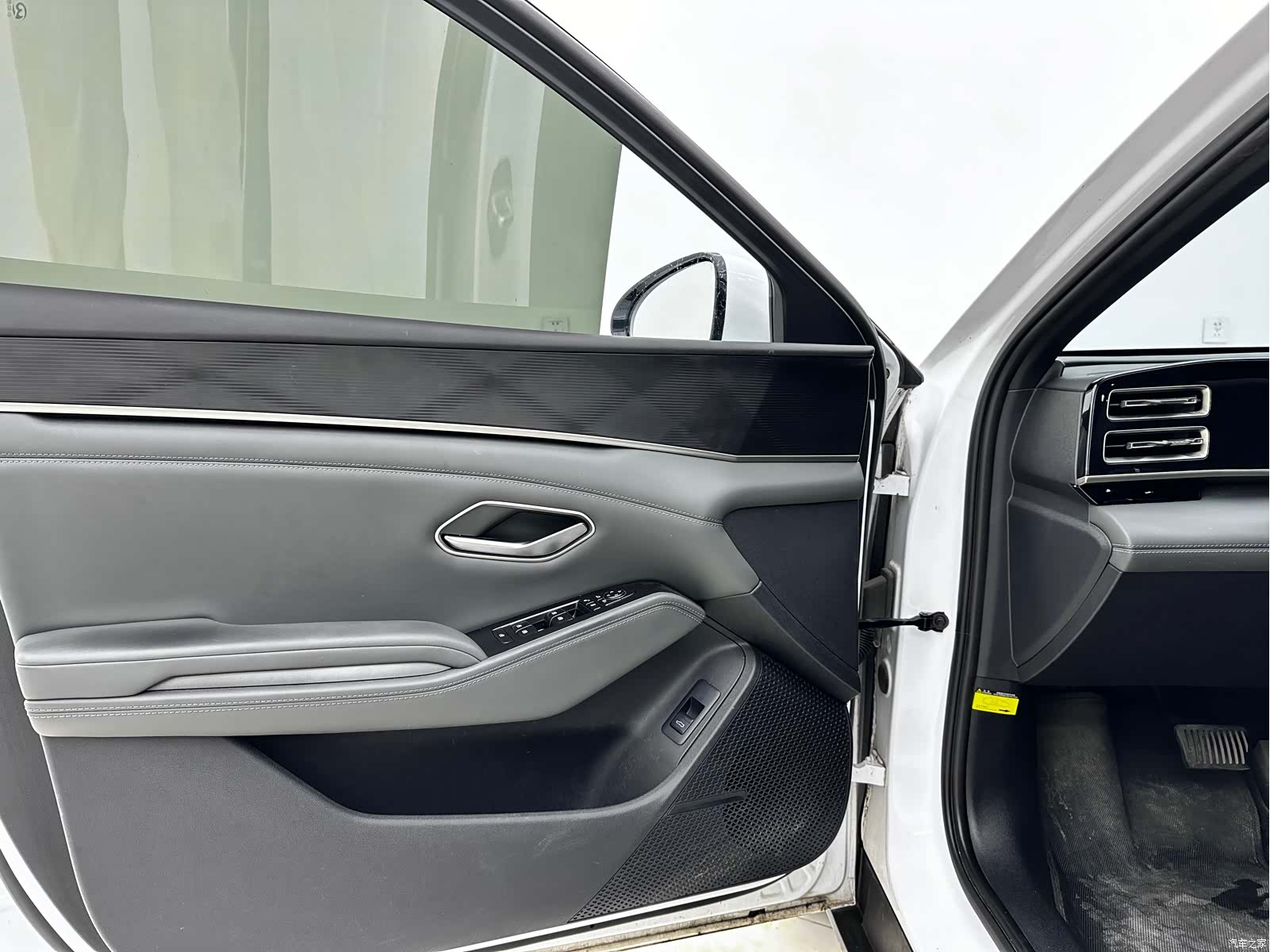 BYD Qin, 2025 10