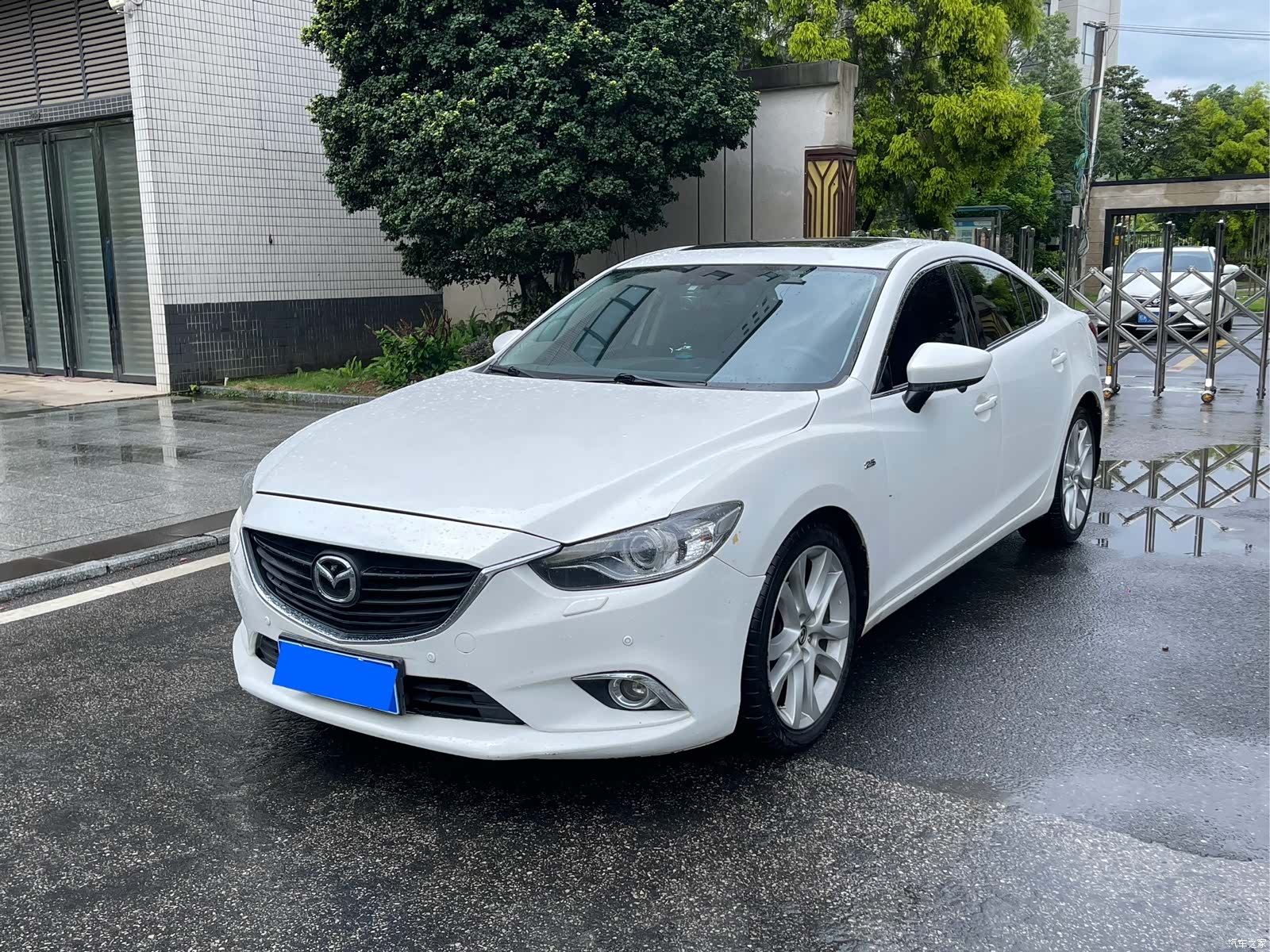Mazda Atenza, 2015 1