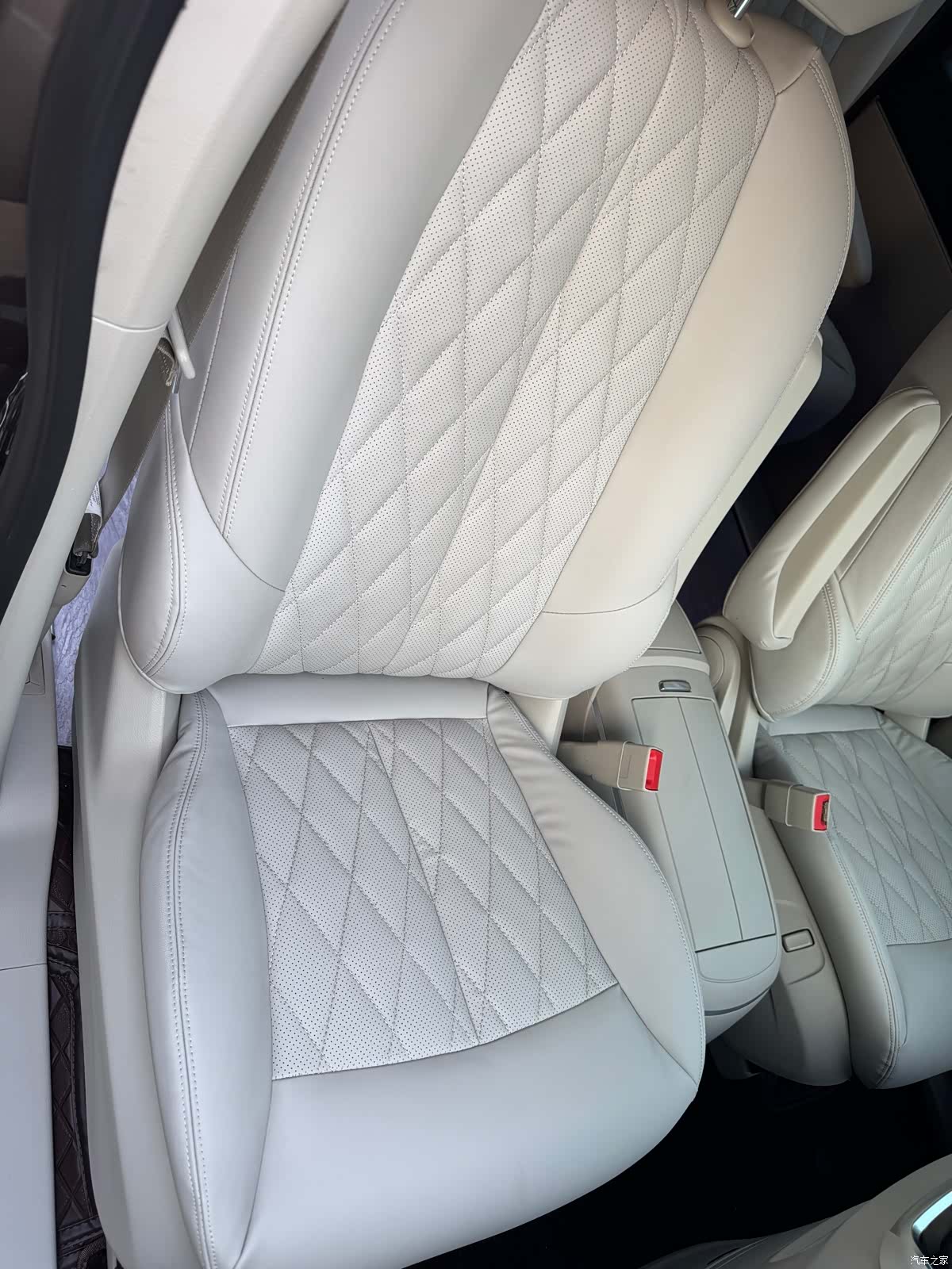 Buick GL8, 2023 12