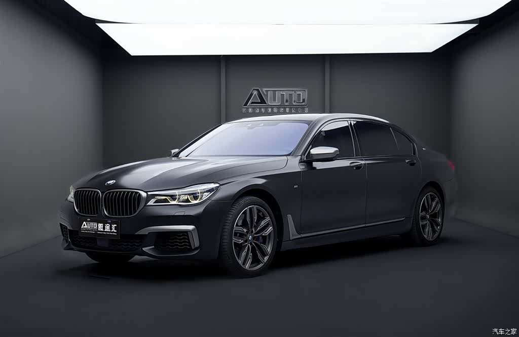 BMW 7 Series, 2018 1