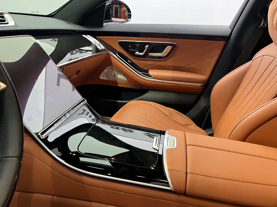 Mercedes-Benz Maybach S-class