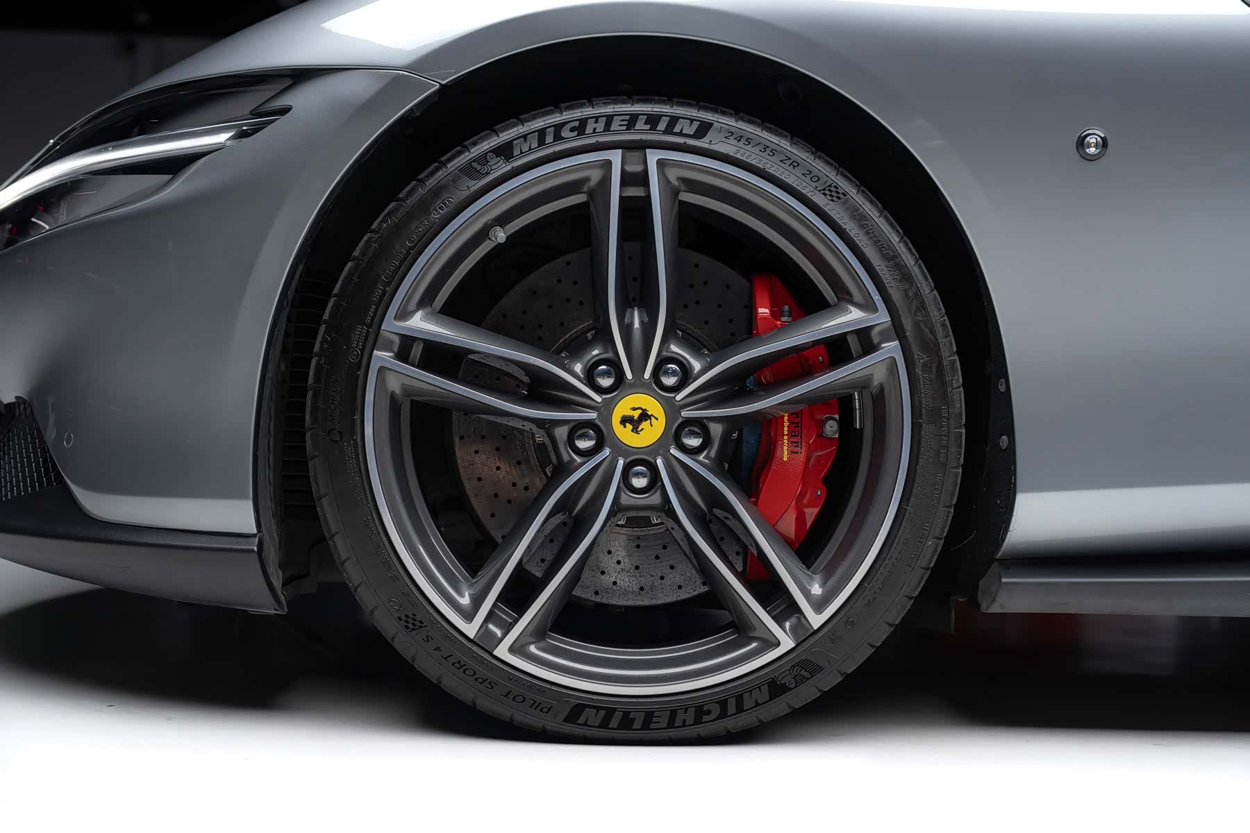 Ferrari Roma, 2021 16