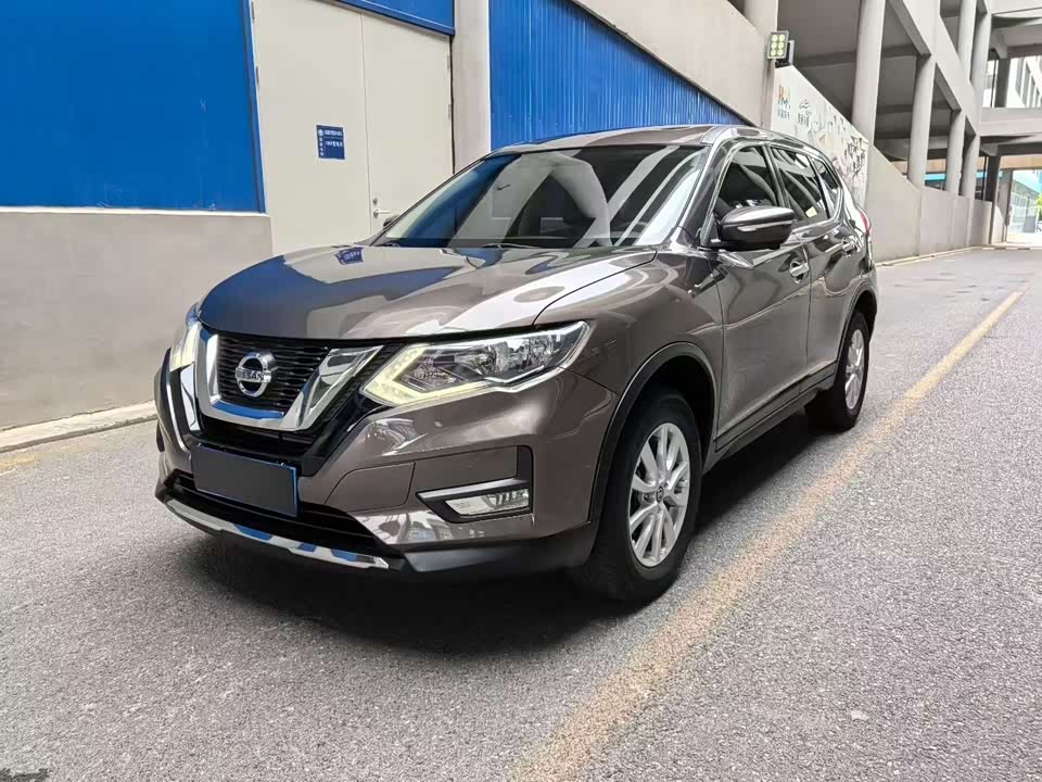 Nissan Qijun