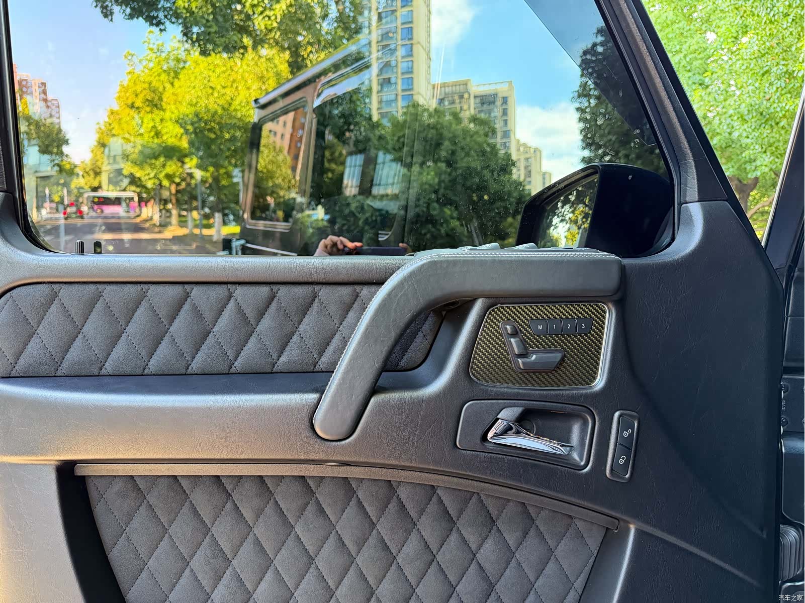 Mercedes-Benz G-Class, 2018 14