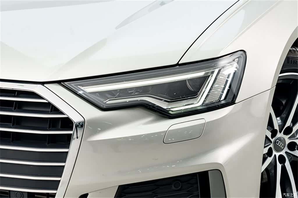Audi A6L, 2019 4