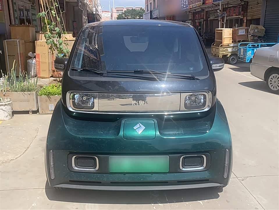 Baoding KiWi EV