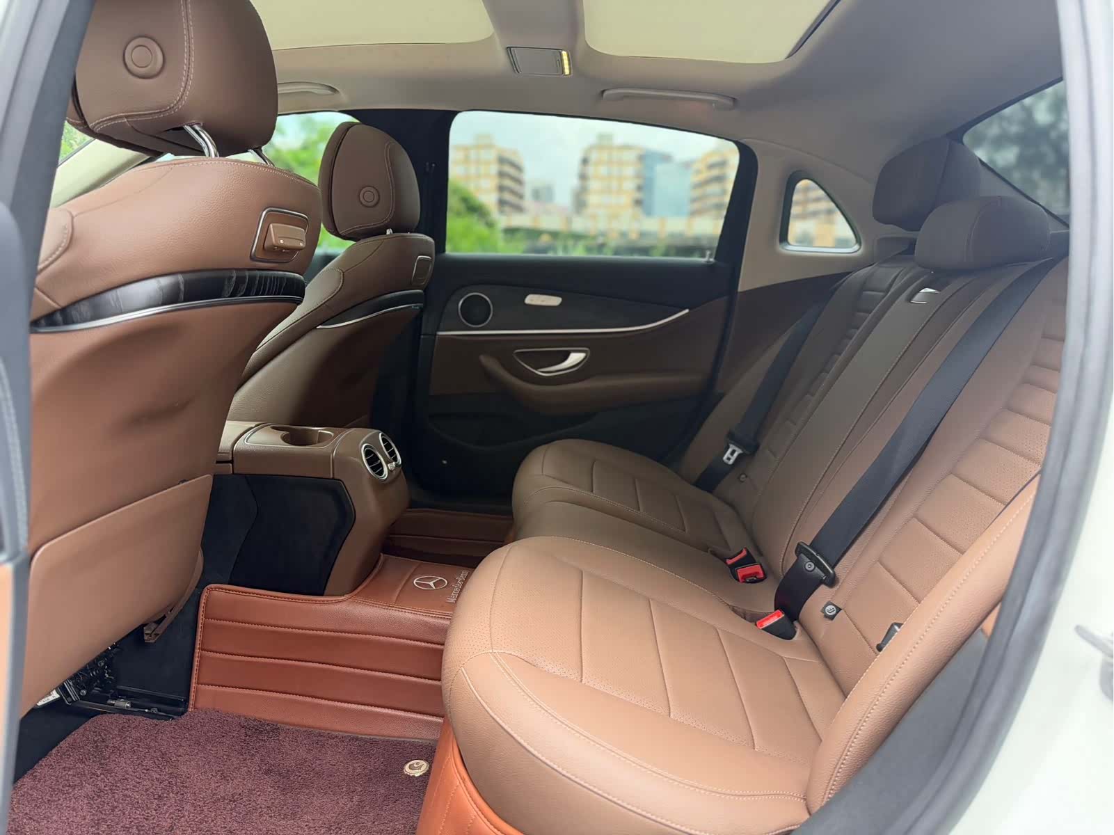 Mercedes-Benz E-Class, 2020 7