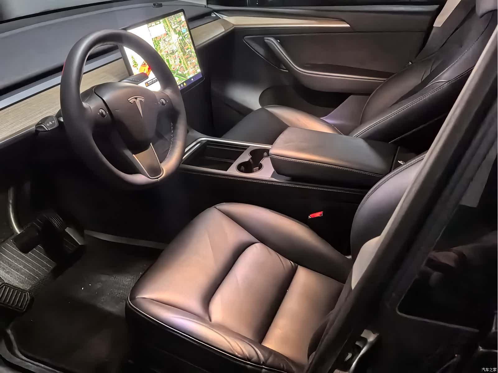 Tesla Model Y, 2022 7