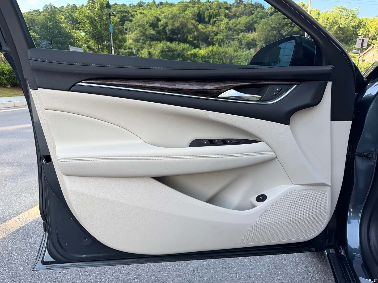 Buick LaCrosse, 2019 все фото